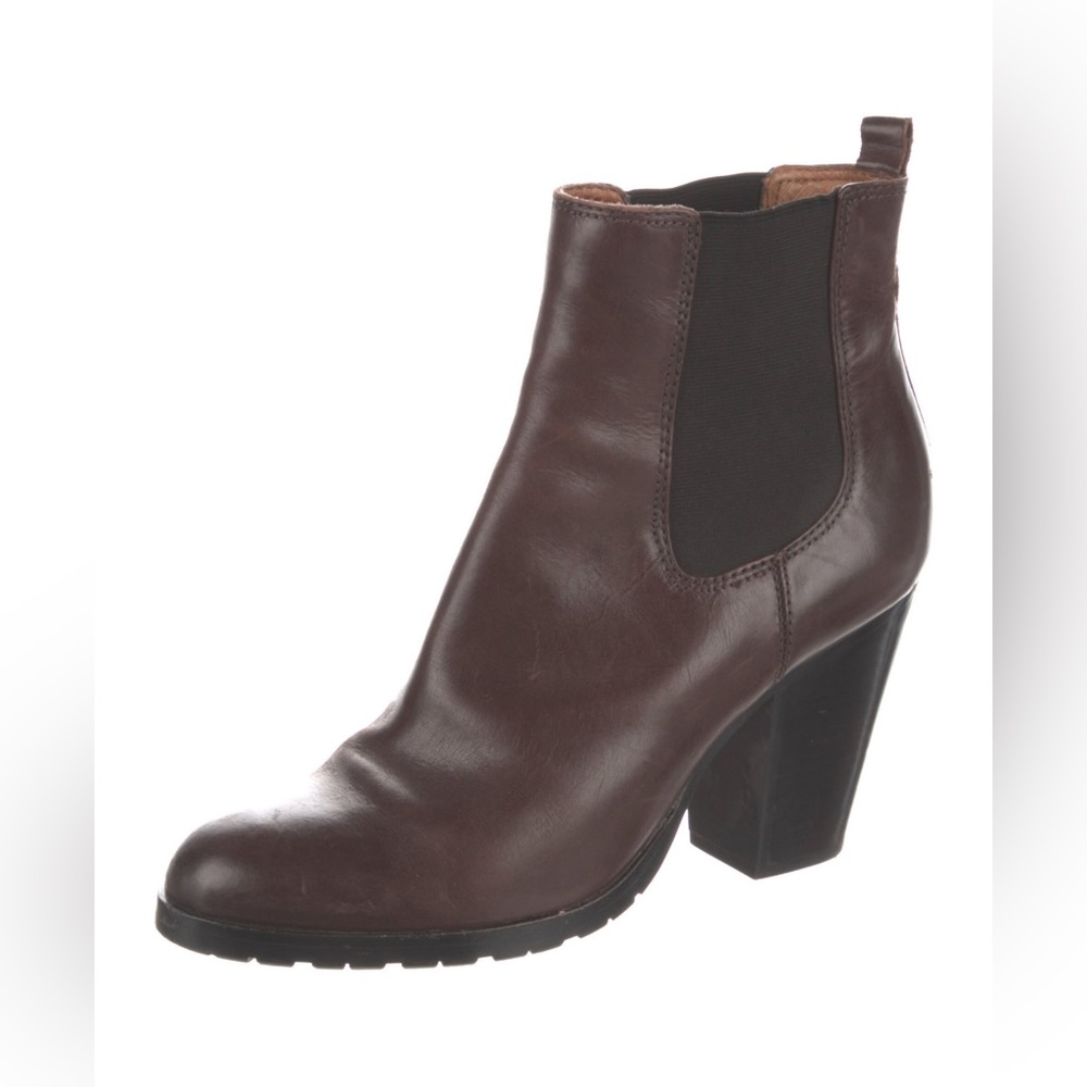 🤎Gorgeous Frye Chelsea boots, like new! Size 10🤎